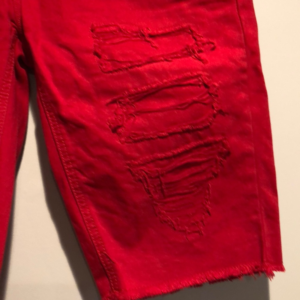 Shorts - Picture 3 of 6